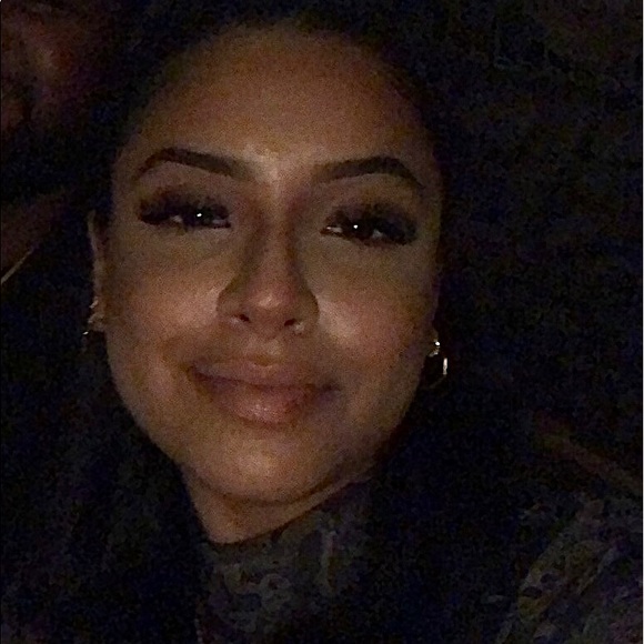 Meet your Posher, A - Picture 1 of 1